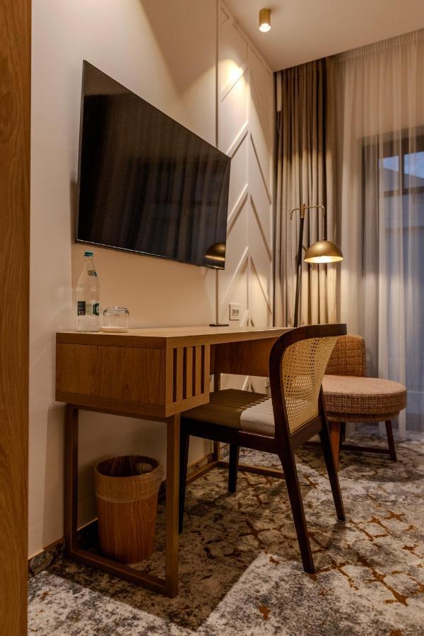 Hotel Branco Timişoara Buitenkant foto