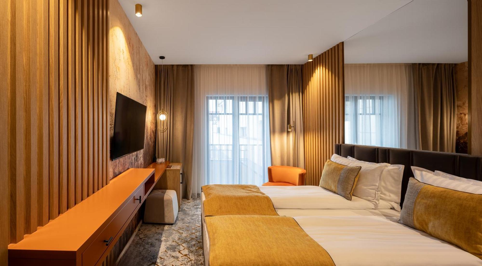 Hotel Branco Timişoara Buitenkant foto