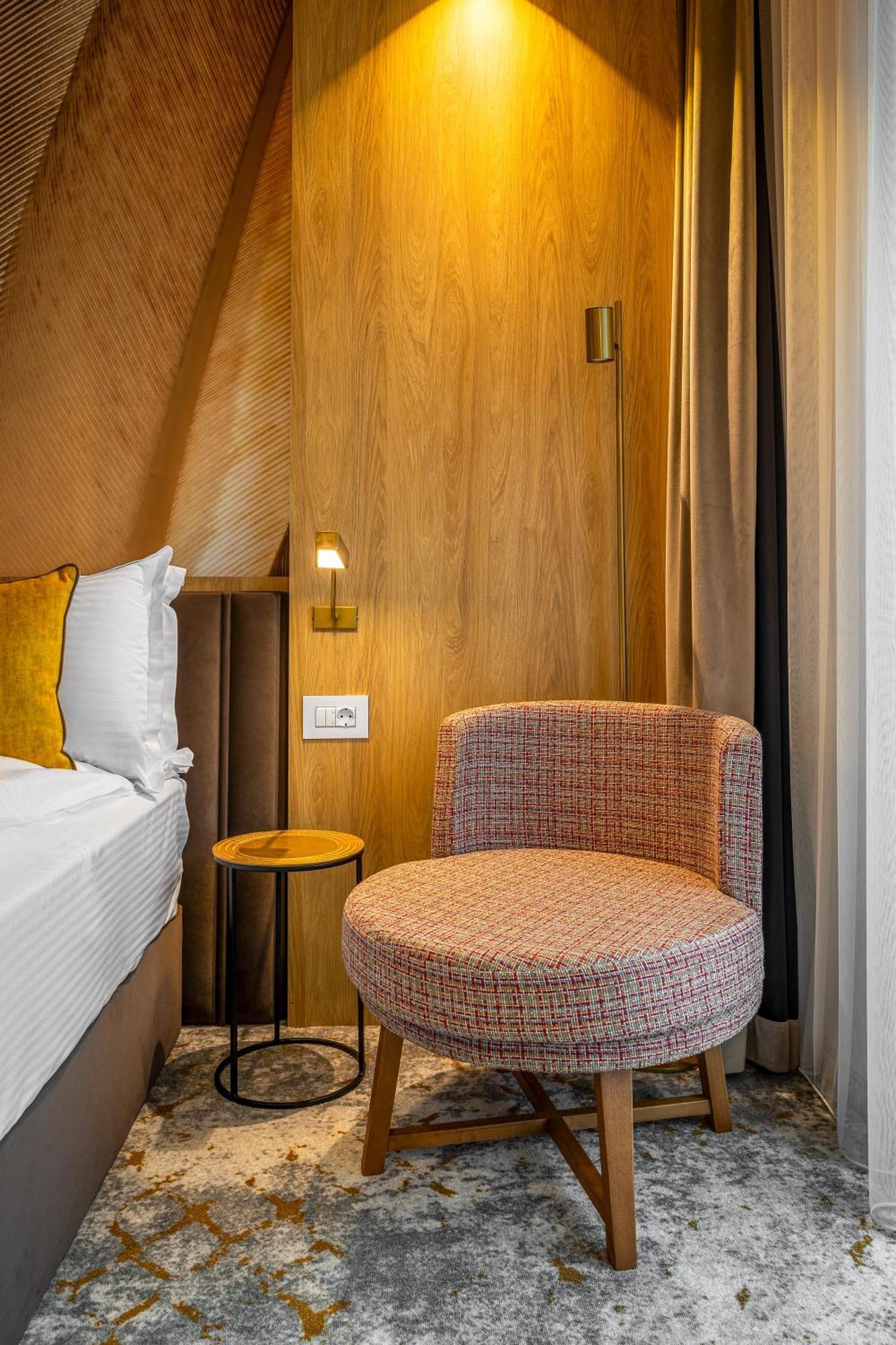 Hotel Branco Timişoara Buitenkant foto
