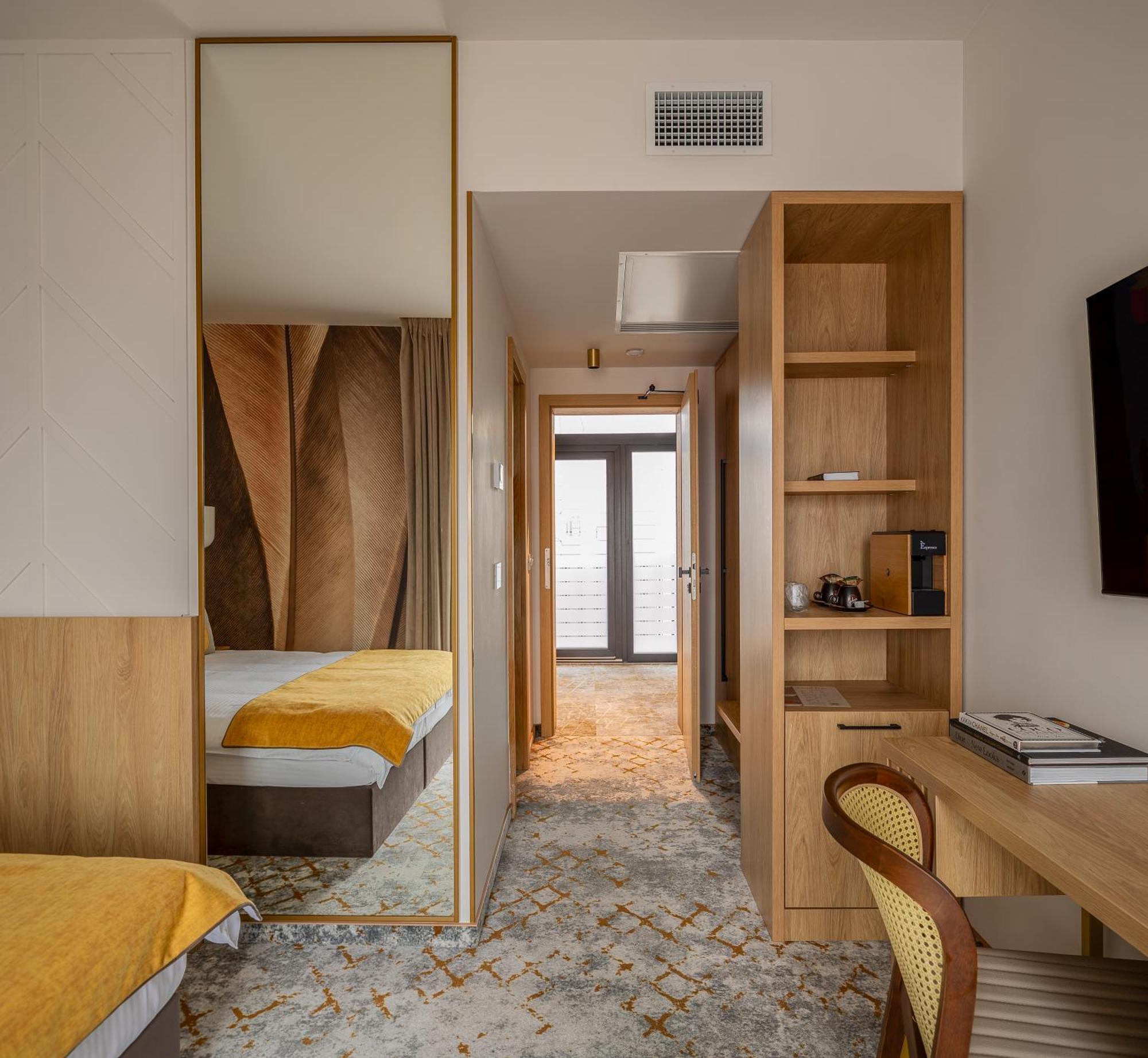 Hotel Branco Timişoara Buitenkant foto